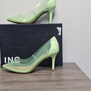 International Concepts Women's Zitah Pointed Toe Pumps Size 7.5 Wide NWT